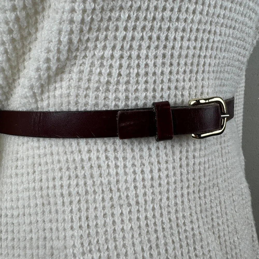 Dark Academia Minimalist Vintage 90s Burgundy Oxblood Leather Belt Womens XS